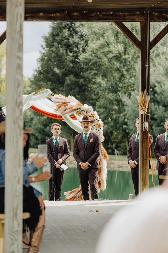 skylarbrook farm venue outdoor ceremony