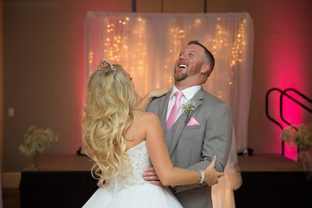 happy couple first dance