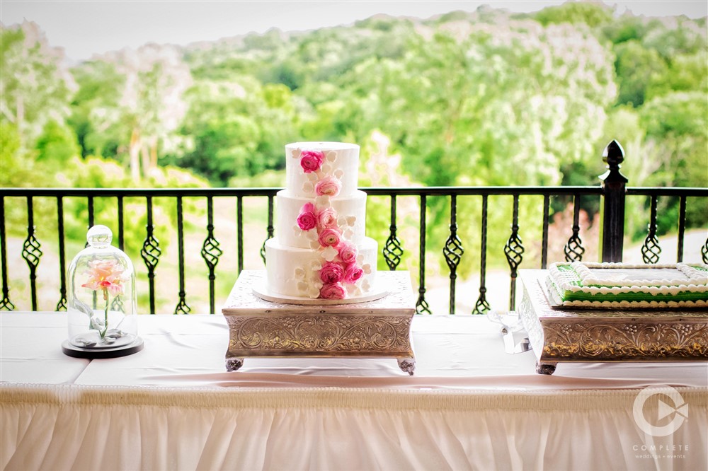 Wedding Cake Pink Flowers