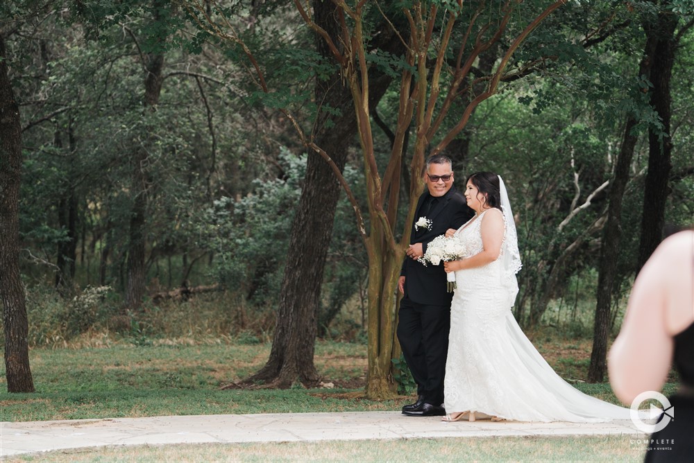 10 Out of the Box Father Daughter Dance Ideas for Your Austin Wedding