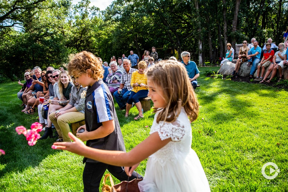 flower girl and boy