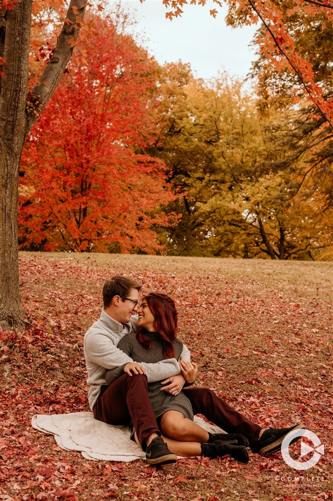 fall engagement photos