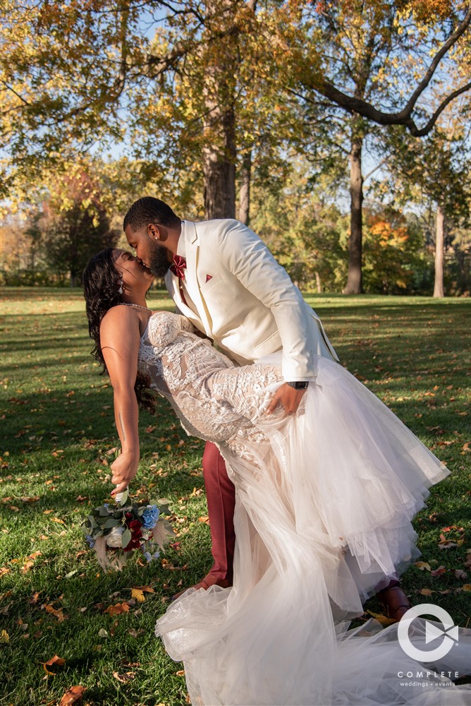 The Best DJ Setup for Outdoor Weddings in Cedar Rapids, Iowa