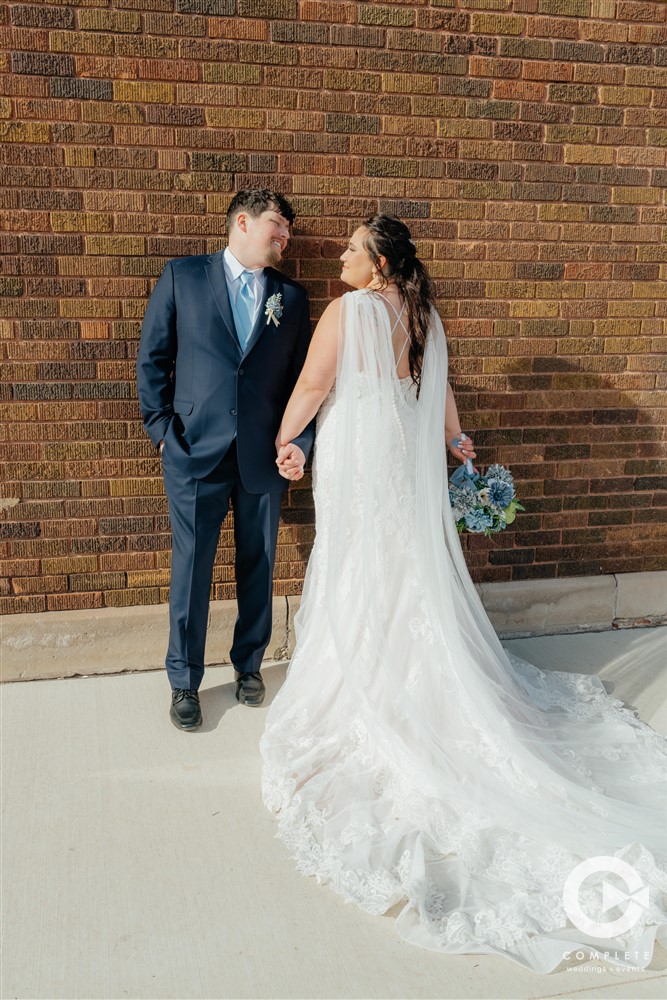Mistakes to Avoid in Wedding Photo & Video Planning in Cedar Rapids