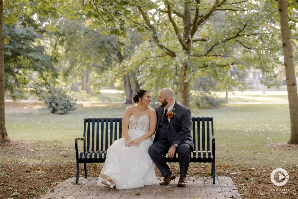 rustic wedding in Cedar Rapids