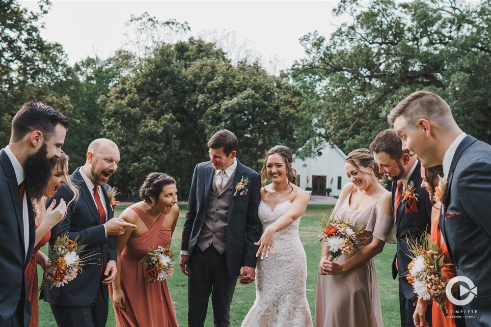 How to Prepare for a Rainy Day Wedding