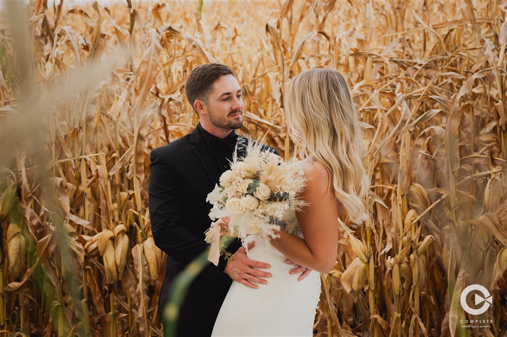 Central Illinois Fall Wedding Inspiration