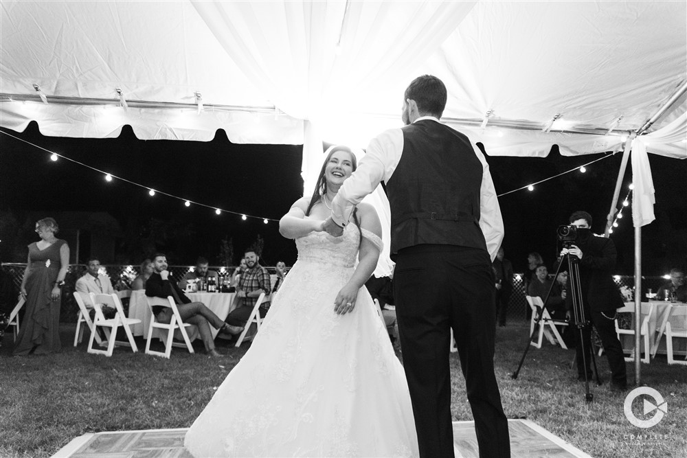 Black and White Illinois wedding photo first dance outdoors
