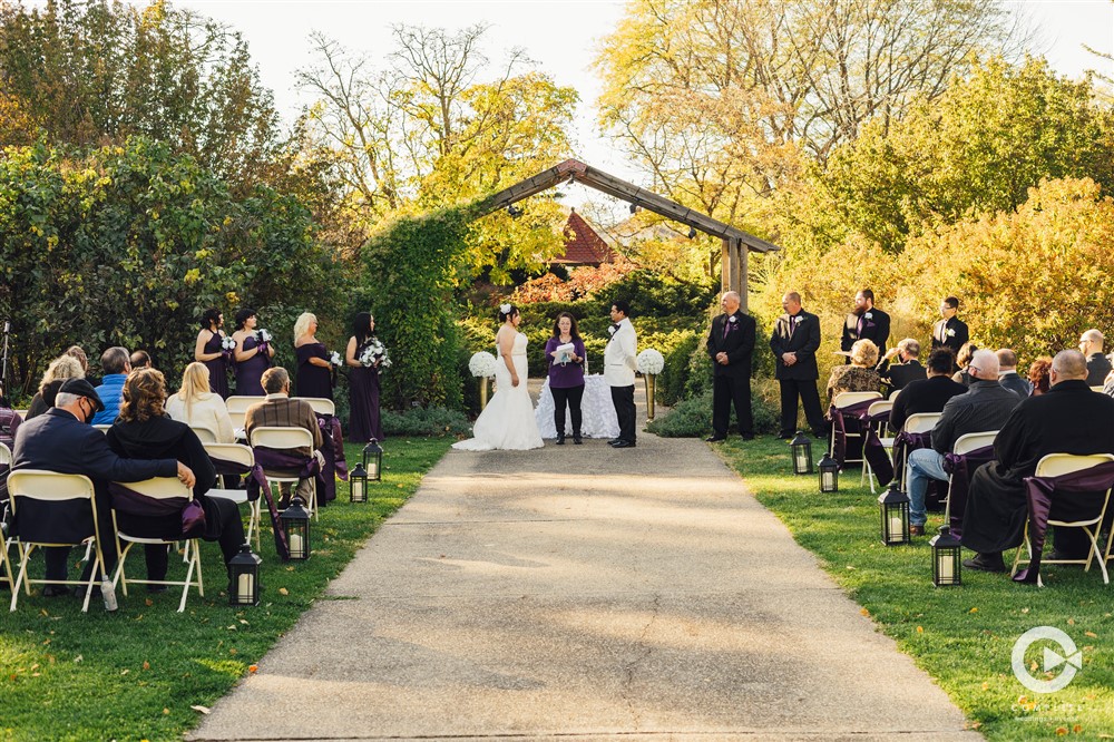 Wedding at Luthy Botanic Gardens