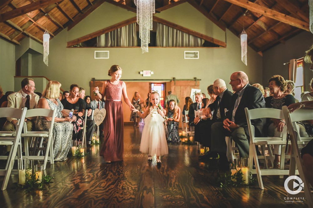 FLOWER GIRLS, PROCESSIONAL