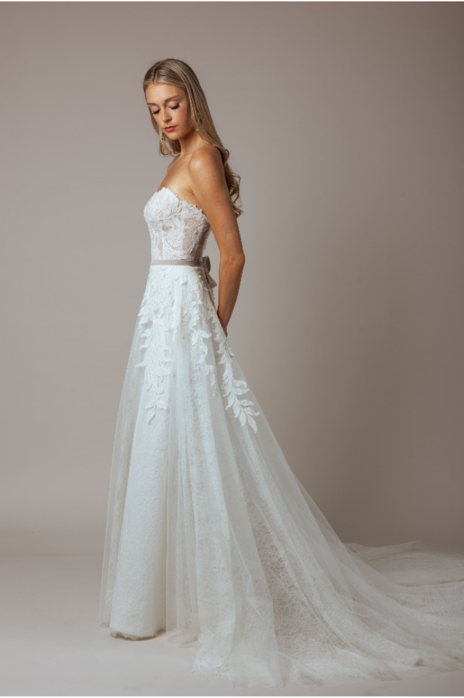 corset bodice wedding dress