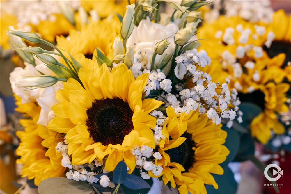 yellow and brown wedding colors