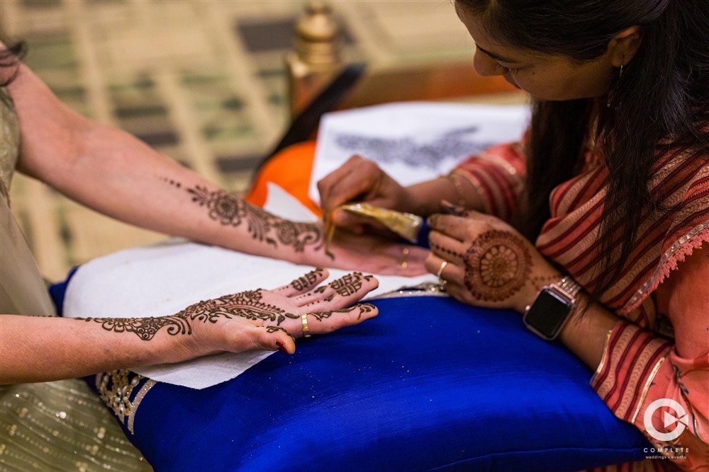 henna at a wedding