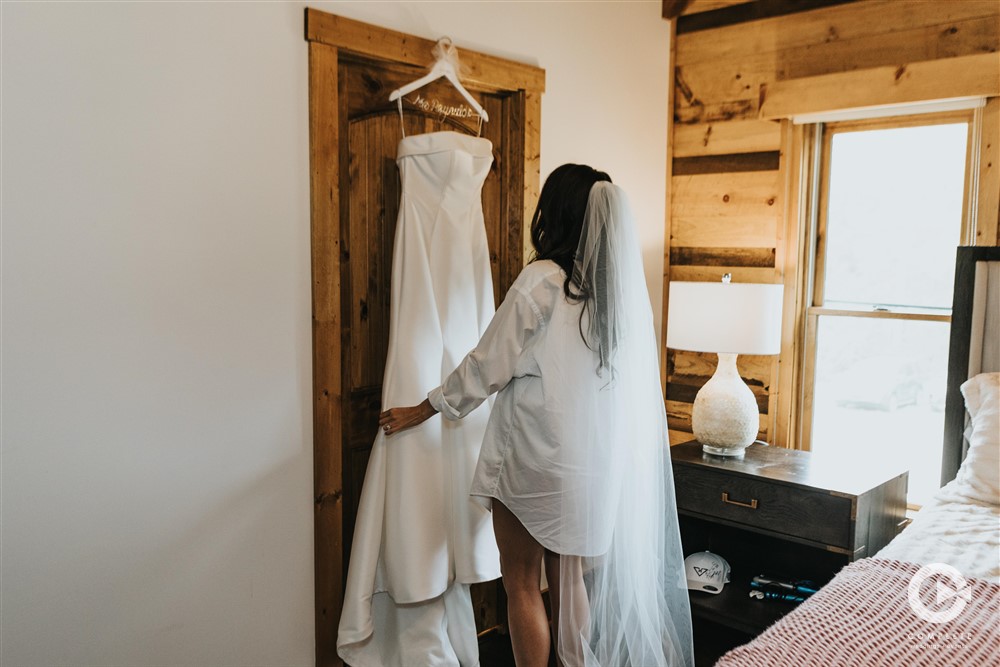 bride getting ready