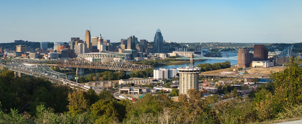 Best Months to Get Married in Cincinnati, Cincinnati Skyscape