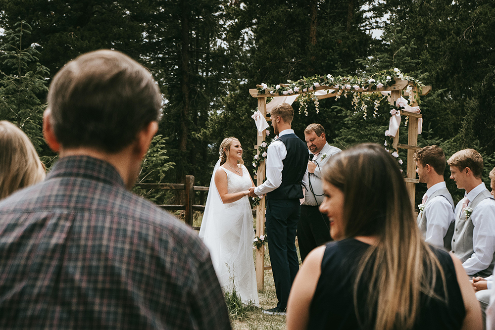Vow Writing Tips from Wedding Experts