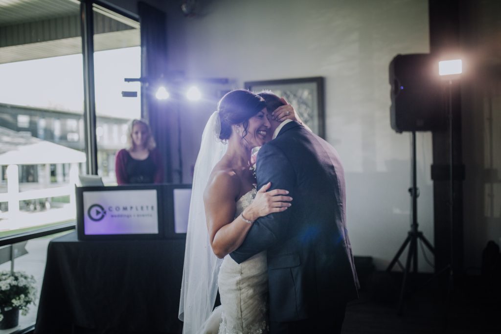 All the Best Qualities to Look for in a Colorado Springs Wedding DJ