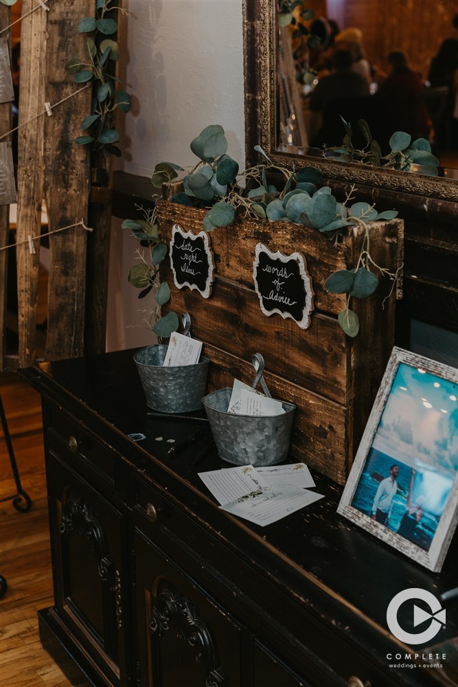 ceremony decor
