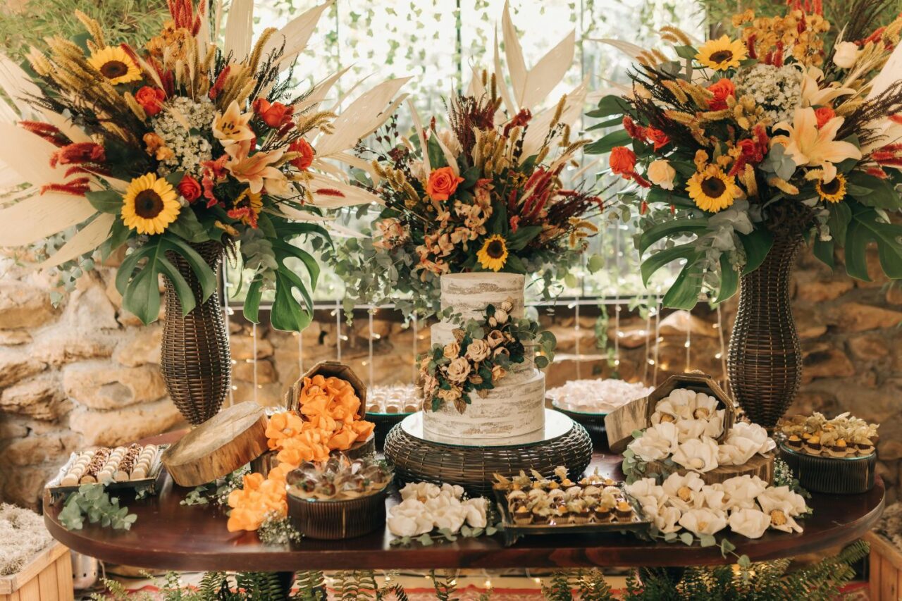 Fall wedding flowers