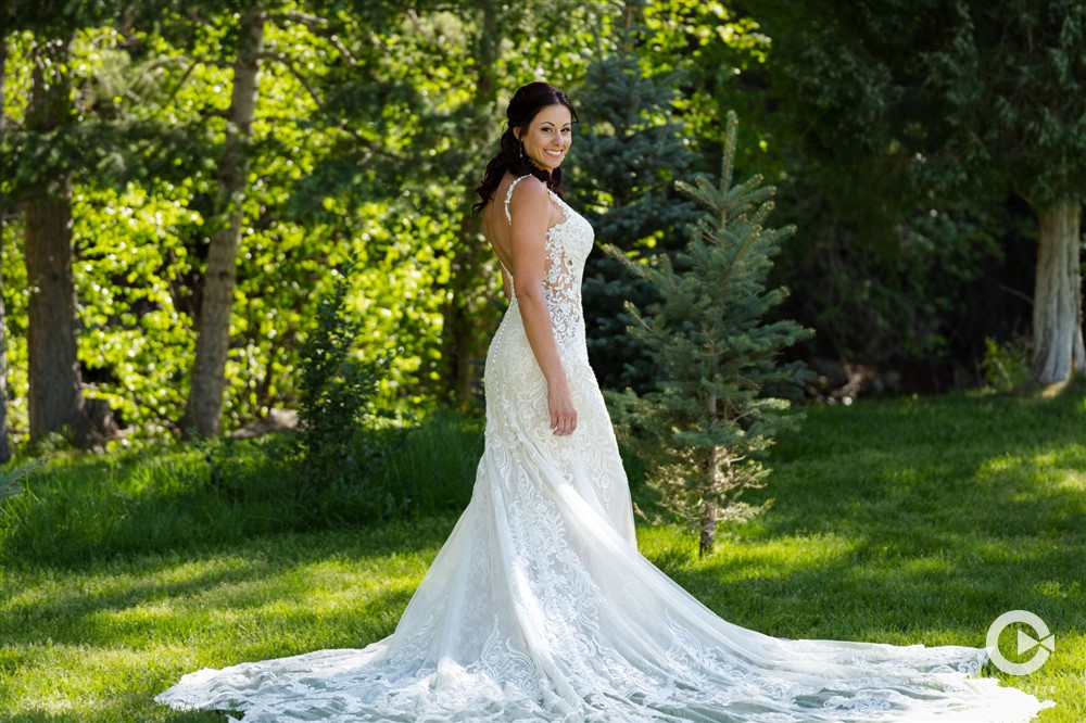 Bride portrait outside during a Colorado Springs wedding outdoors