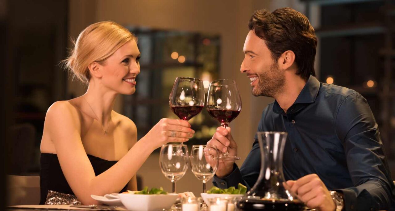 Must-Try Romantic Dates Before Marriage