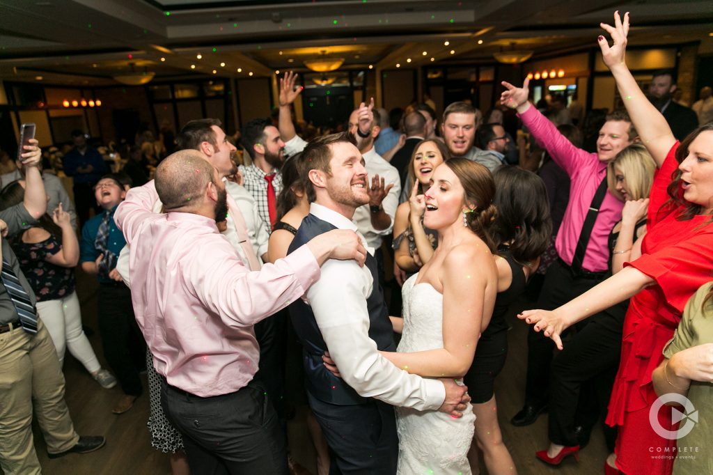 Tips for Wedding Reception Music in Columbia and Jefferson City, MO.
