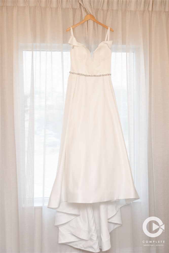 Complete Weddings + Events Photography Jefferson City, Wedding Gown