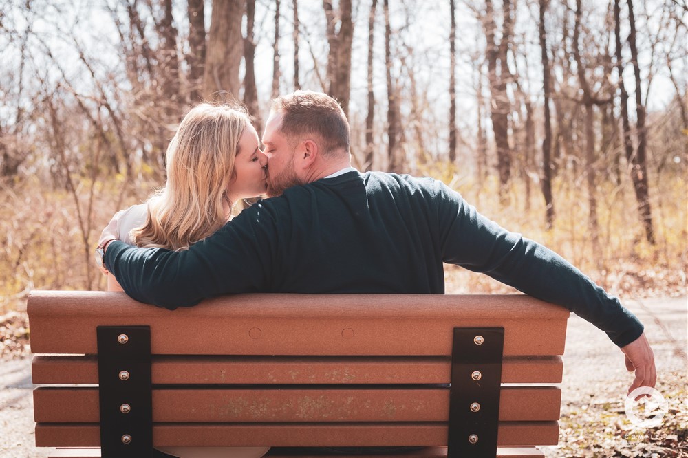 ENGAGEMENT PHOTOS, PARK BENCH, LOVE, COUPLE