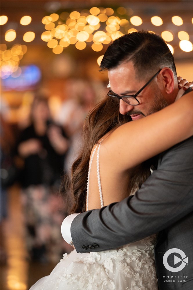 wedding ring, Wedding Day, Dancing couple