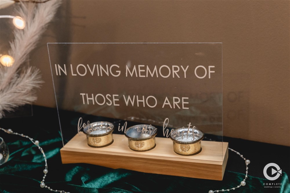 Candles - Remembering Loved Ones on Wedding Day