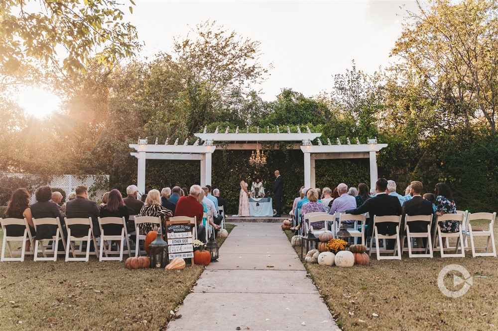 Tips For Hosting an Outdoor Wedding