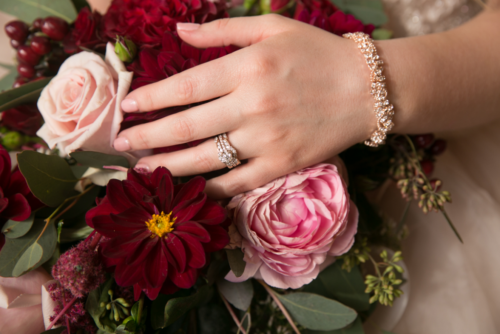 Dayton wedding photography bride with flowers