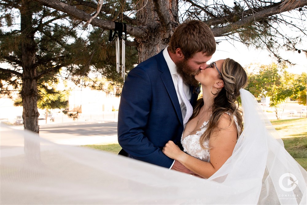 Denver Wedding Venues We Love To Party At (And You Will Too!)