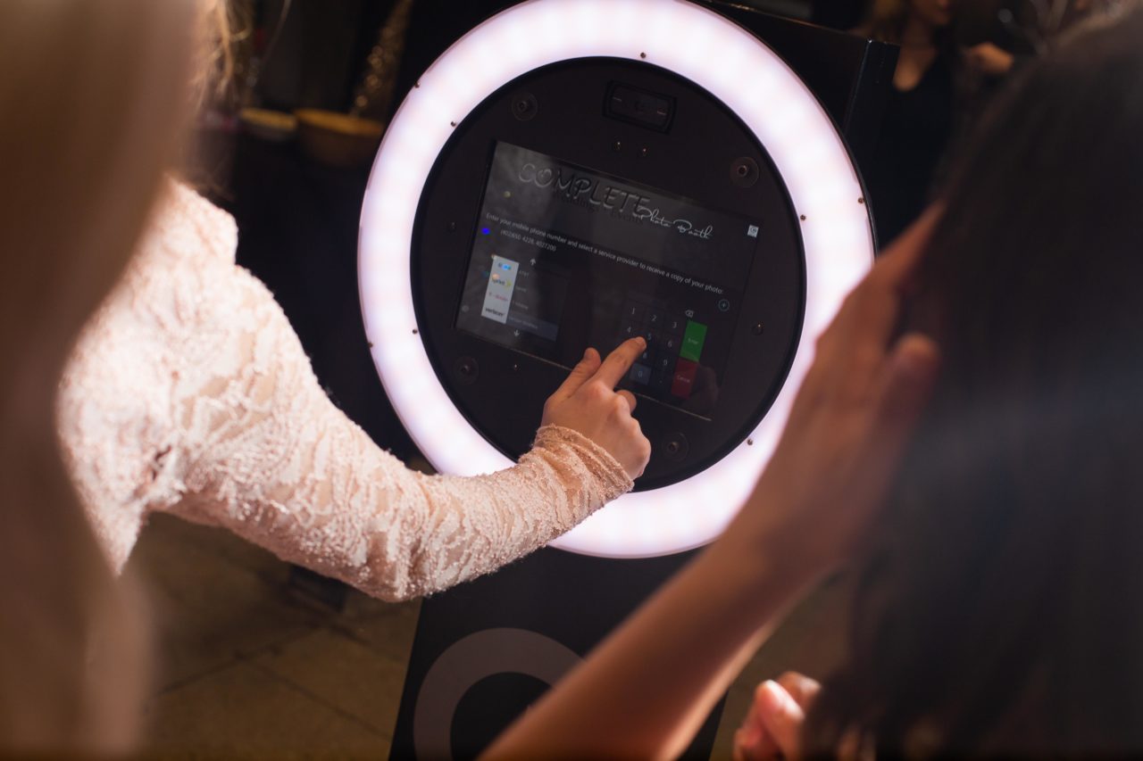 photo booth touchscreen