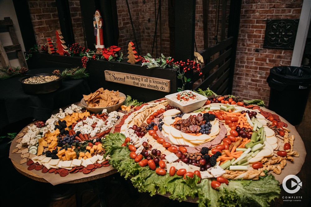 grazing table des moines iowa