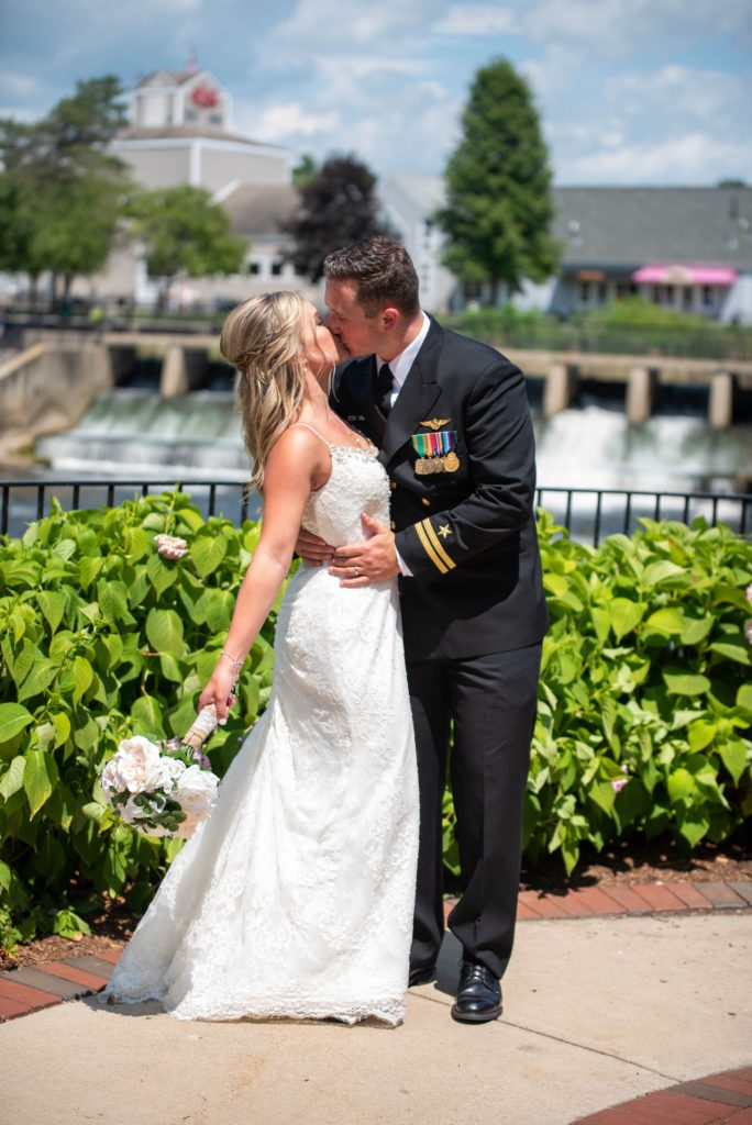Wedding Photographer Detroit, MI