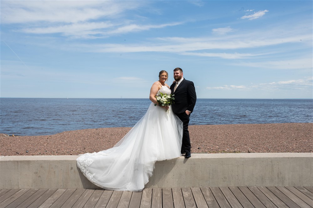 How to Plan an Unforgettable VRBO Wedding on Lake Superior