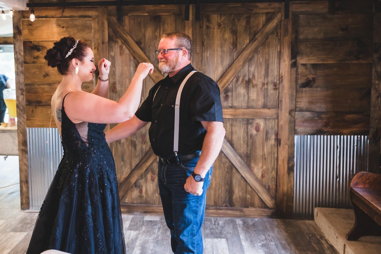 Lake Elsie Wedding Barn