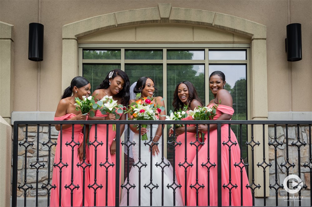 tropical New Wedding Colors to Consider in 2021