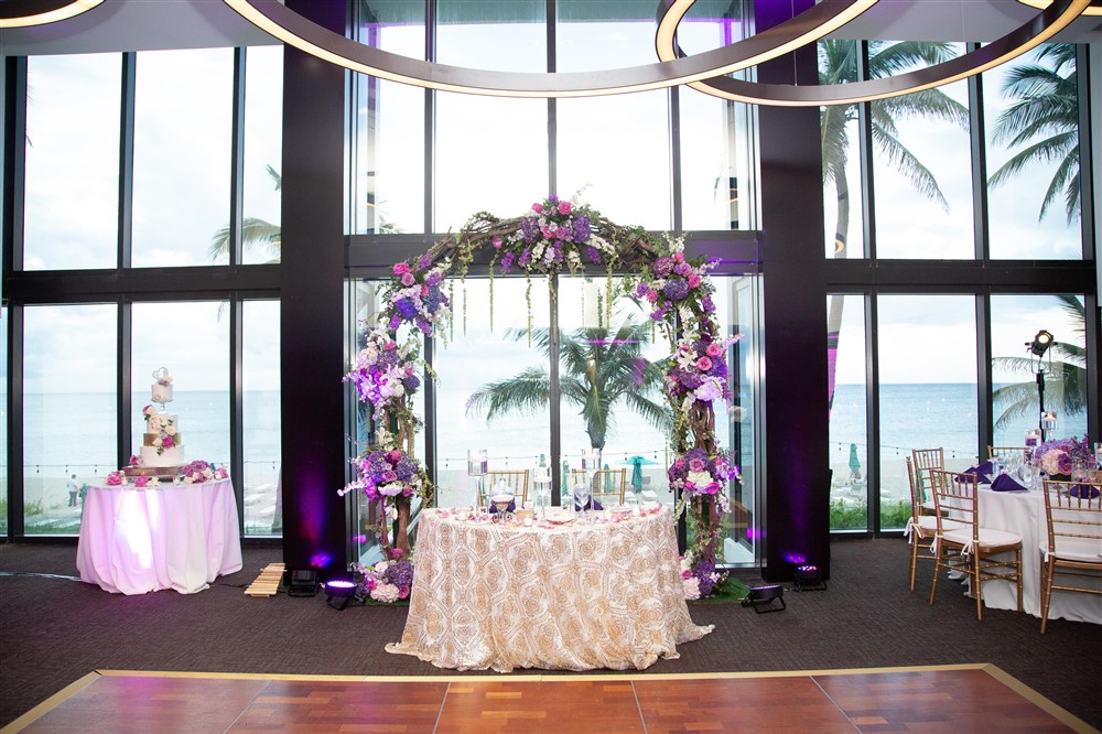 Sweetheart Table at Tideline Ocean Resort Wedding