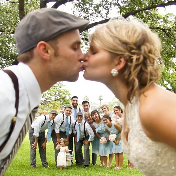 The Secrets of Perfect Group Wedding Photo Poses – Wedding Shoppe