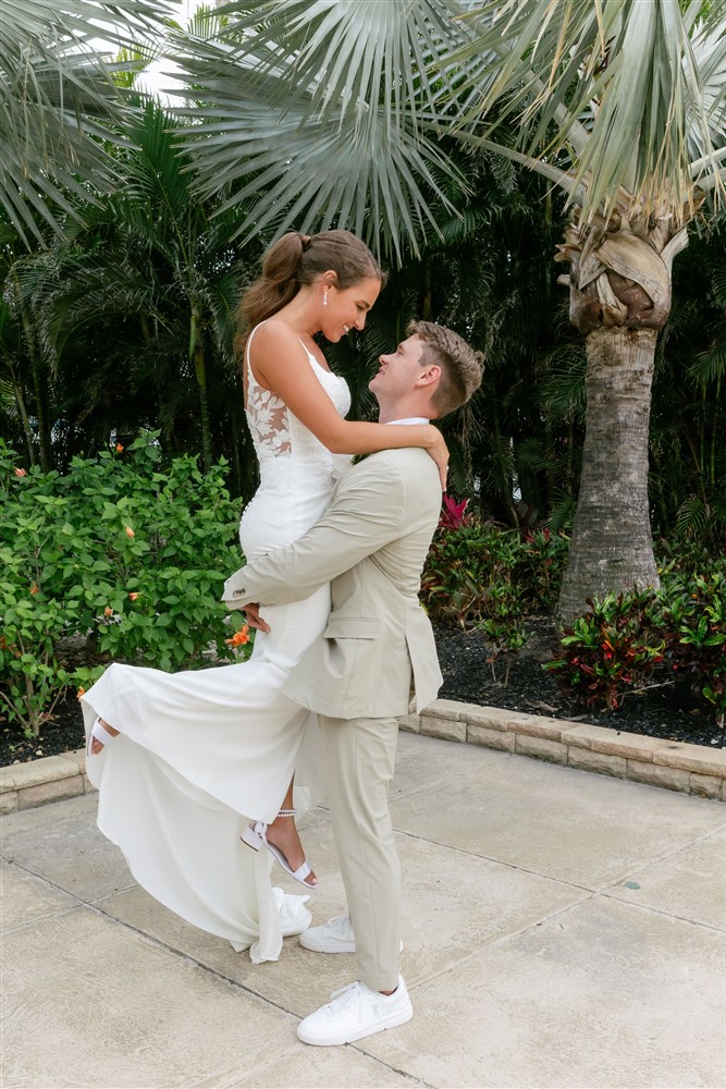 Marriott Sanibel Harbour Resort & Spa Bride & Groom