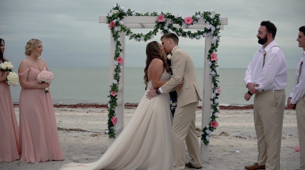 Sundial Beach Resort & Spa | Courtney & Jeff Wedding