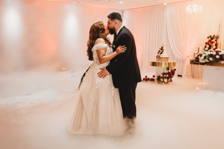 Fort Myers Wedding Photographer Summer Bride & Groom's First Dance