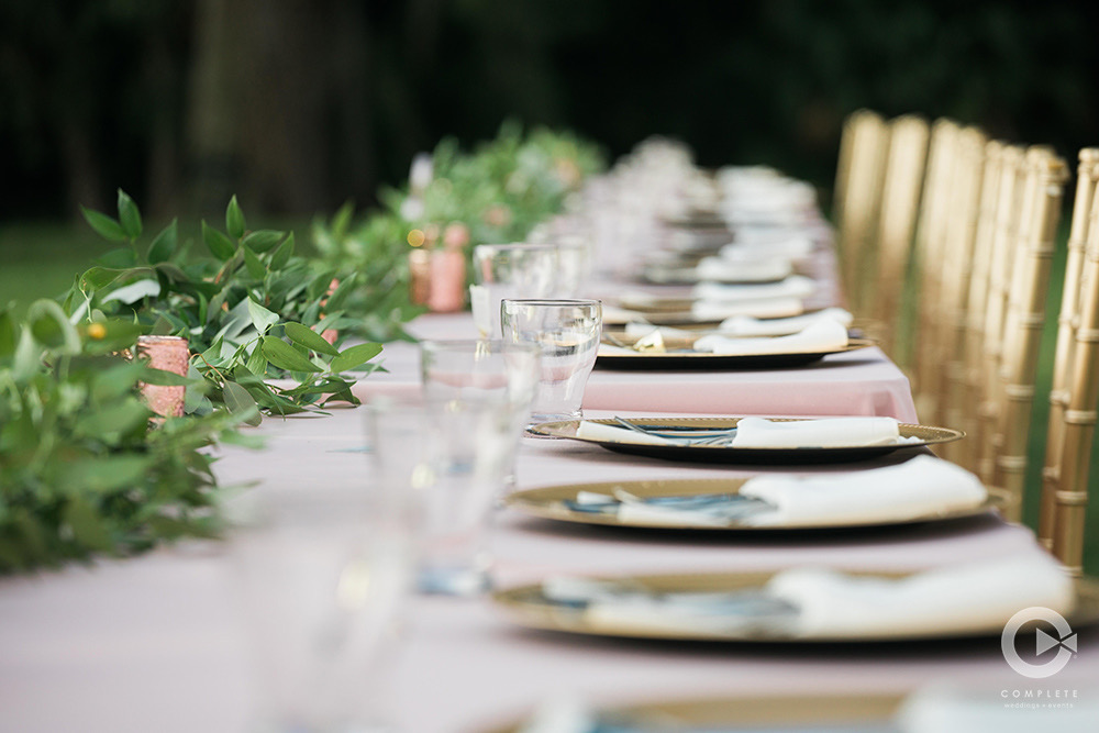 plated head table