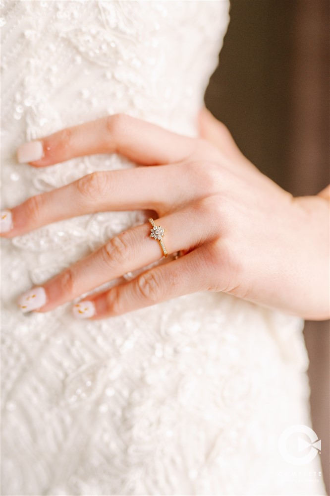 Bride Accessories | Erica + Austin’s Fort Myers Wedding at The Verandah Club