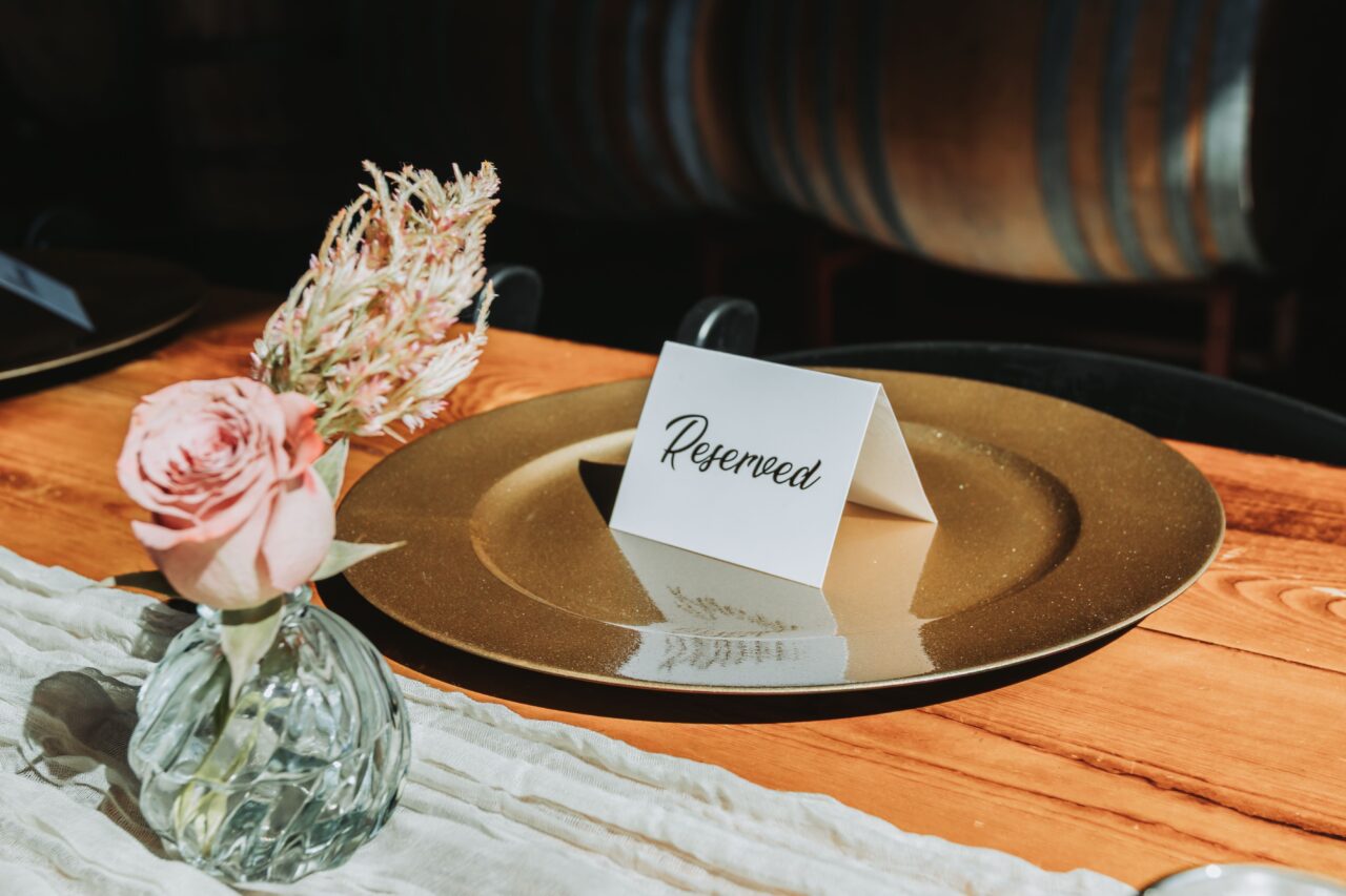 DIY Wedding Decor: How to Personalize Your Big Day Without The Stress