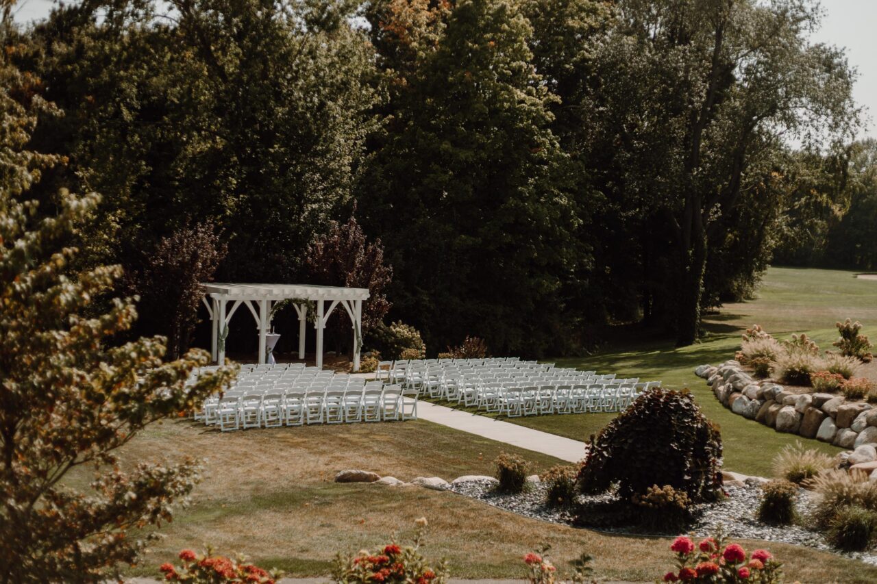 Grand Rapids Weddings Rentals • Lines, Decor & More!