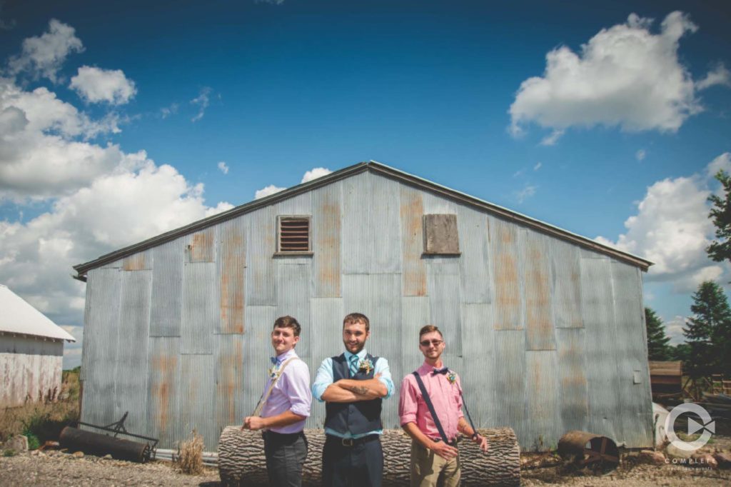 GROOM, GROOMSMEN, WEDDING DAY