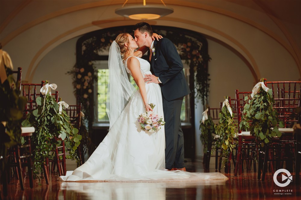 How to Ensure Comfortability for your Wedding Guests